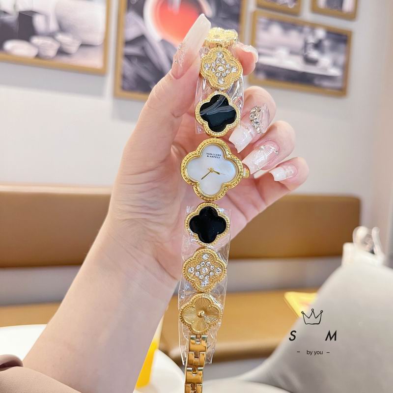 Van Cleef Arpels watch (4)